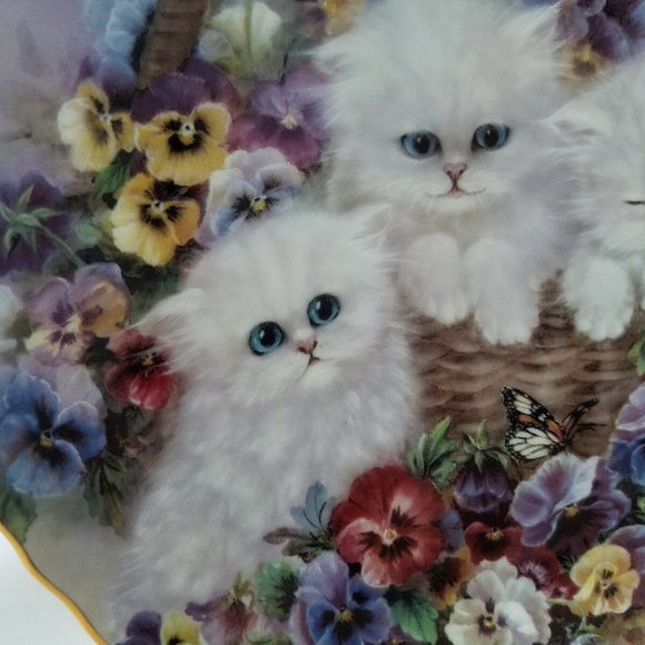 Bradford Exchange Basket of Love Collector Plate - Picture 3 of 6